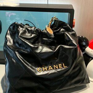 Chanel Chanel 22 shiny calfskin Chain Shoulder Bag Black Gold Metal Fitting